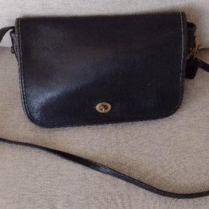 Vintage Coach Shoulder Bag